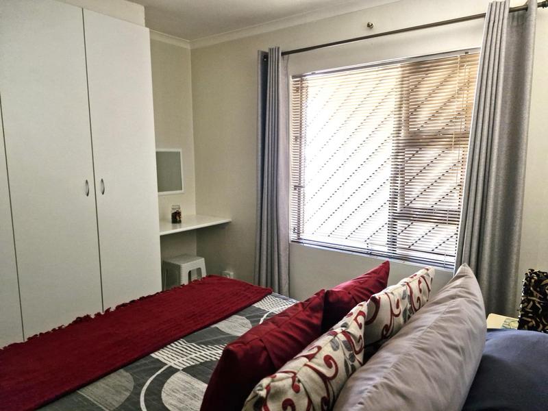 2 Bedroom Property for Sale in Burgundy Estate Western Cape